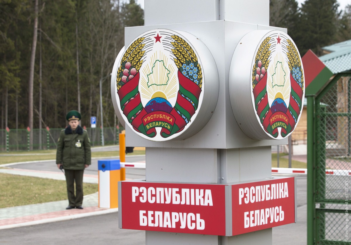 Все соседи Беларуси закрывают границы из-за коронавируса