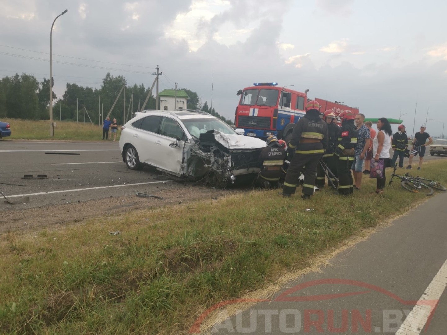 В Солигорском районе в лобовом столкновении авто погиб 23-летний пассажир -  Шахцёр Солигорск