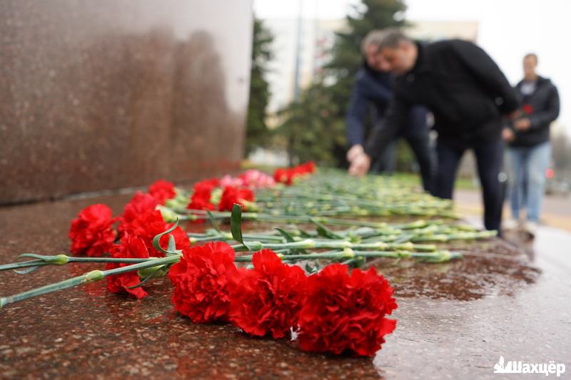 Возложение цветов к памятнику Ленину состоялось на центральной площади Солигорска