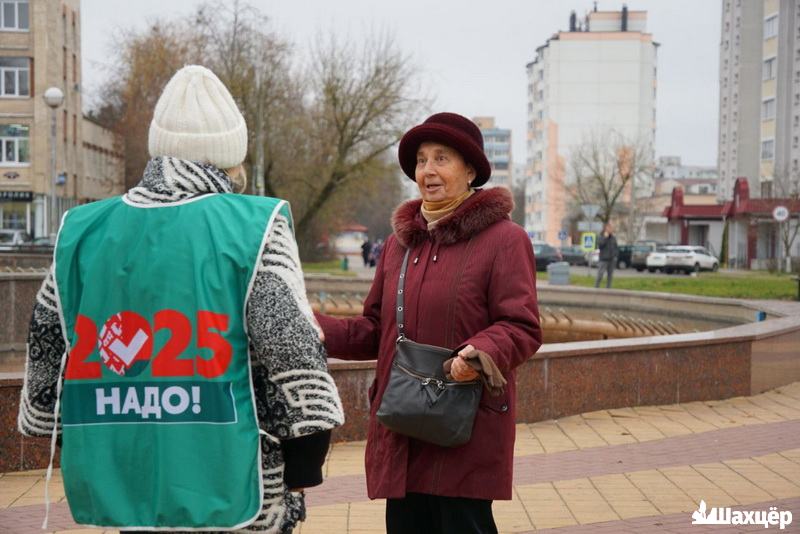 В Солигорске продолжается сбор подписей в поддержку кандидатов в Президенты